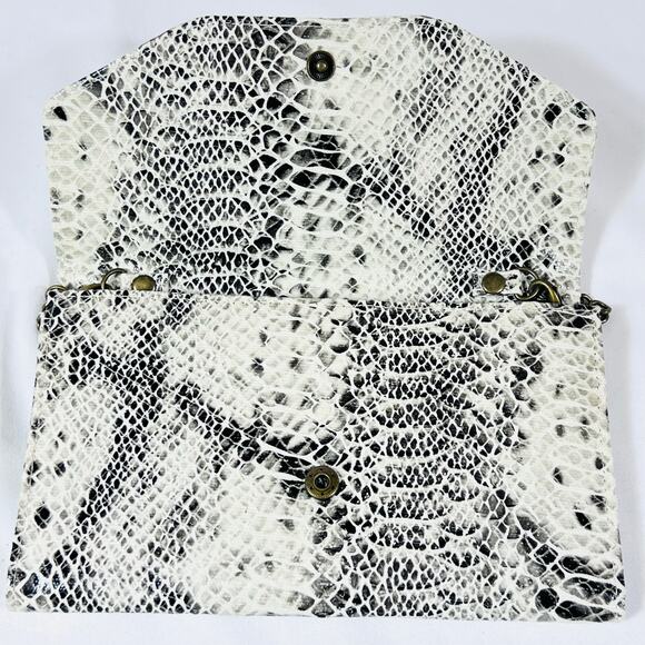 Vans Hi-Jinks Wallet Purse Handbag Crossbody Snakeskin Metal Strap Chain Button - Picture 3 of 10